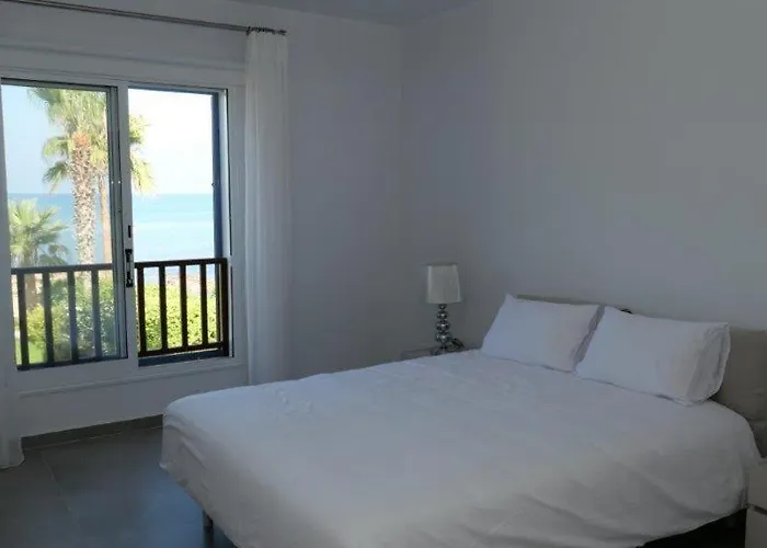 Villa Resitour - Apollo 37 *